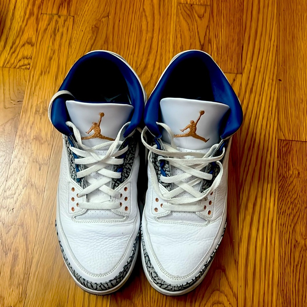 Jordan 3s